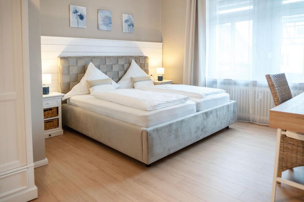 Zum Landsberger Hof Hotel Arnsberg Phòng bức ảnh